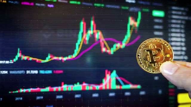 Why Bitcoin May Not Collapse in 2032 or 2140 discussed in the video