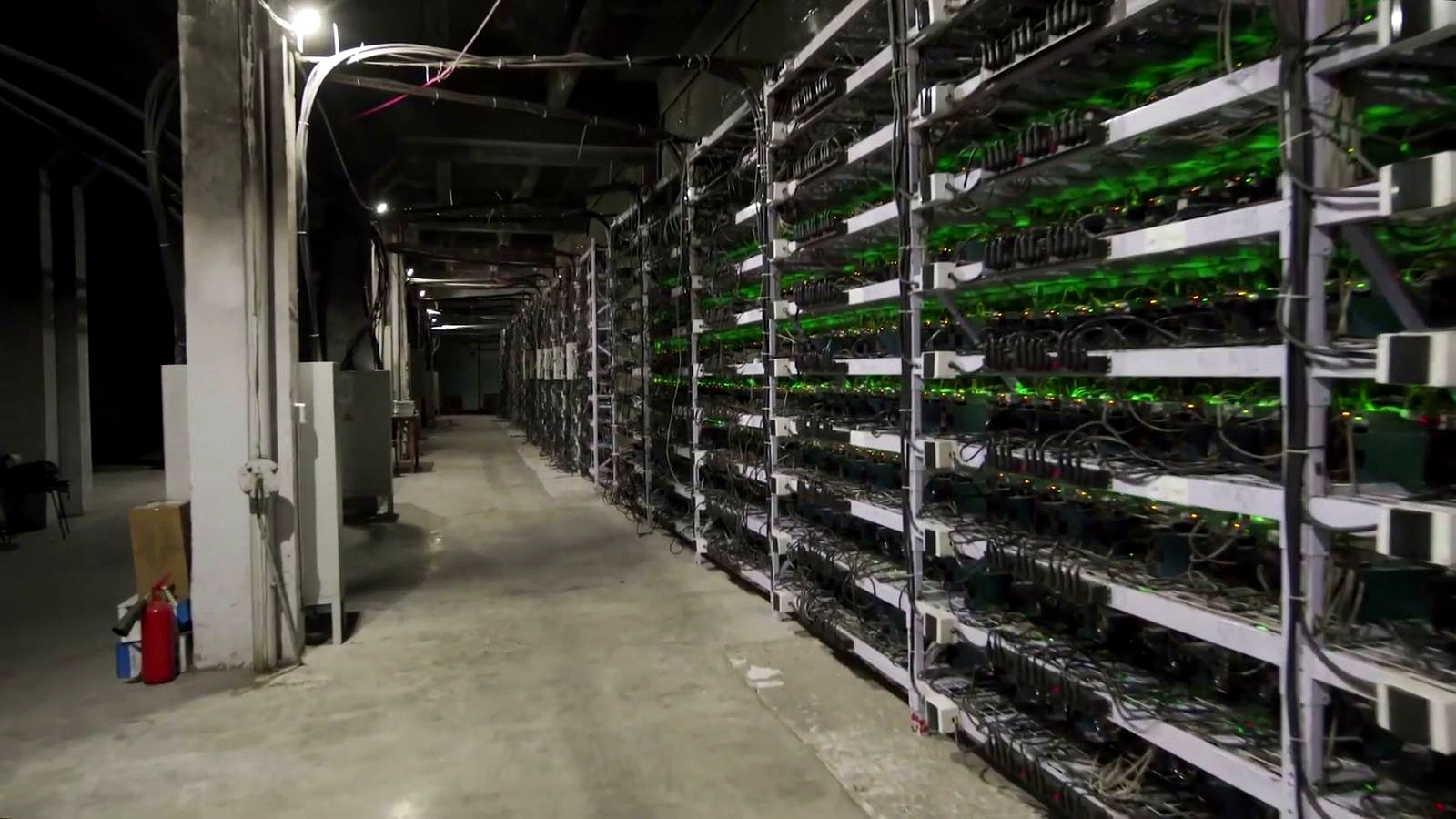 Bitcoin Mining Pitch Leans on AI, Solar, and Daily Return Claims